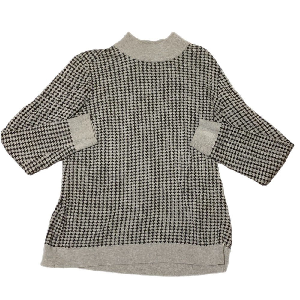 EUC Calvin Klein Grey Sweater Size Large